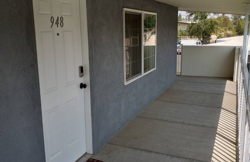 Tower District Apartment | Modern Tower District Apt two bedroom share it with another guest - FREE WiFi!