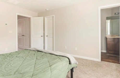 Church Street House | Modern Townhome Close to Downtown