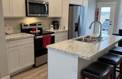 Billings House | Modern Townhome in Fabulous Neighborhood!