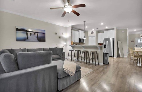 Pooler Condo | Modern Townhome in Pooler | Pool & Trails