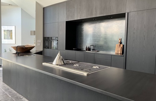 Harbor Springs House | Modern townhome downtown Harbor Springs