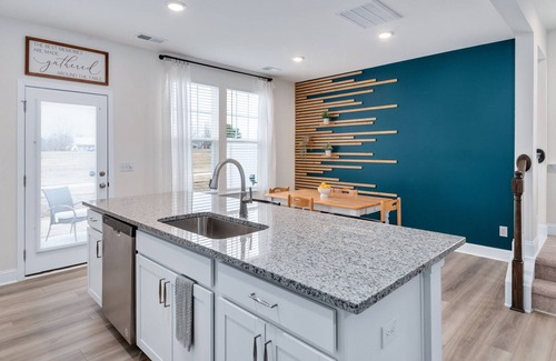 Black River House | Modern townhome w/Office Near Downtown Angier