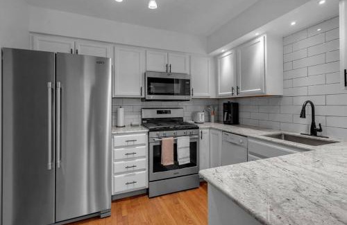 Willert Park House | Modern Trendy Downtown