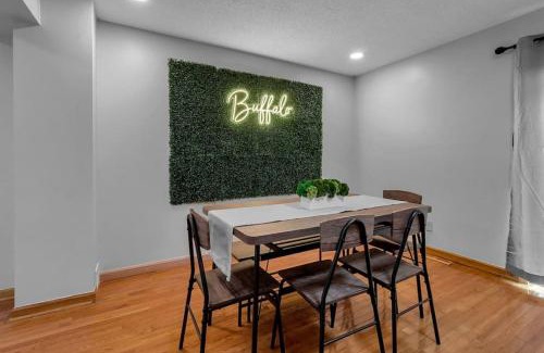 Willert Park House | Modern Trendy Downtown