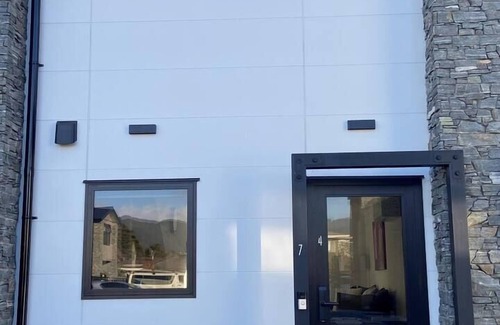 Lower Hutt Apartment | Modern, trendy, urban apartment