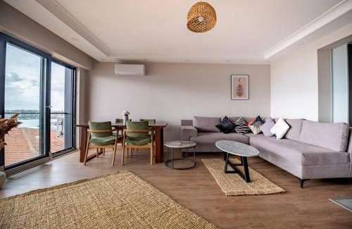 Kabatas Apartment | Modern Two-Bedroom Flat with Stunning Bosphorus View