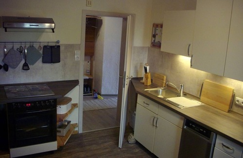 Kirchenlamitz Apartment | Modern und hochwertig ausgestattete 4-Sterne Ferienwohnung " Blütentraum"