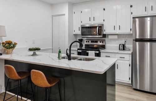 North Chesterfield House | Modern Updated Oasis in Chesterfield On Golf Course
