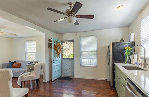 Eau Claire Apartment | Modern Upstairs Apartment - 2.5 miles from Vista
