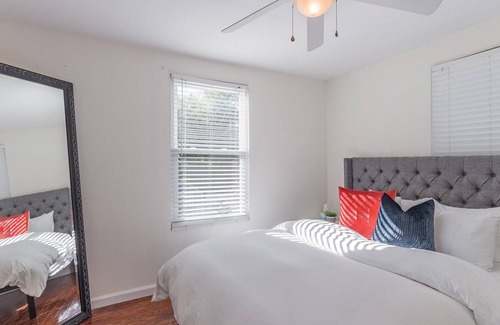 Eau Claire Apartment | Modern Upstairs Apartment - 2.5 miles from Vista