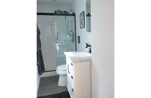 Saugerties House | Modern Upstate FarmHouse Best Location