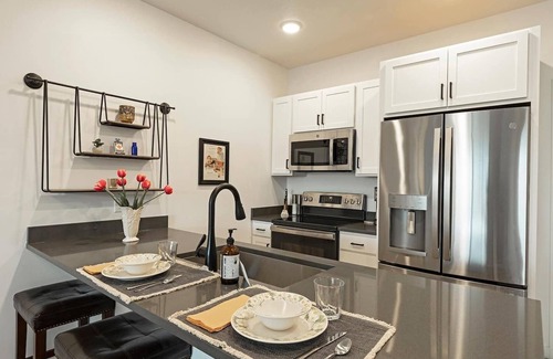 Heart of Missoula Condo | Modern Urban Flat - Walking distance to Downtown Missoula and St. Pats Hospital