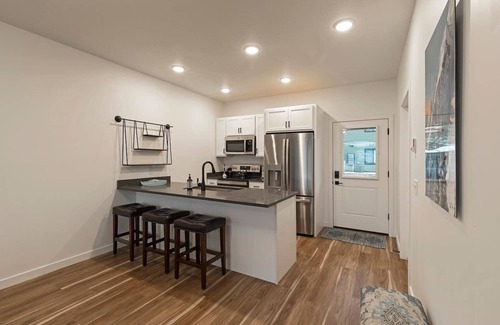 Heart of Missoula Condo | Modern Urban Flat - Walking distance to Downtown Missoula and St. Pats Hospital
