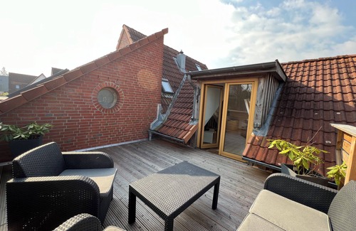 Eckernfoerde Apartment | Modern vacation apartment Tonne 1 in Eckernförde - close to the beach and town center