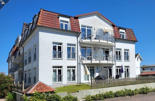 Ostvorpommern Apartment | Modern vacation apartment in Bansin with balcony - only 150 m to the beach