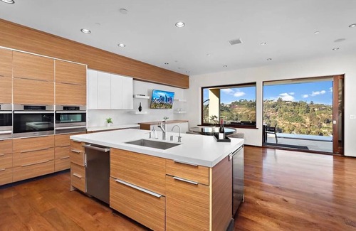 Bel Air Villa | Modern Viila Views Pool Jacuzzi
