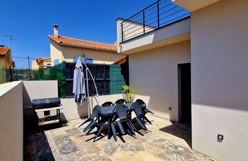 Bessan Villa | Modern Villa 6 pers close to the sea