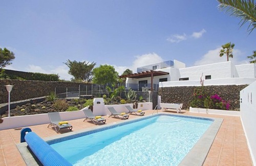 Los Mojones Villa | Modern Villa in Los Mojones | 4 Bedrooms | Large Heated Pool | Villa Mojones |.