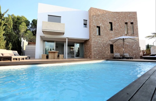 Santa Eulalia del Rio Villa | Modern Villa Montecristo