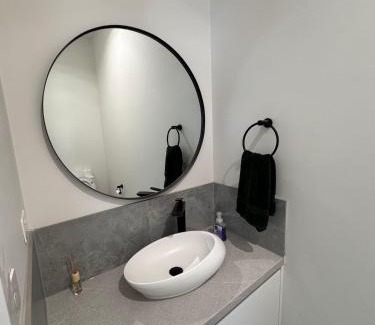 Ocean Grove House | Modern villa near the beach 12 sleep