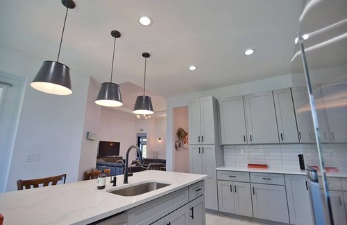 Rotonda Heights House | Modern villa near the beach with lanai, outdoor kitchen and fully equipped!