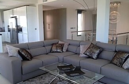 Elviria Villa | Modern Villa With Private Pool And Magnificent Sea And Mountain Views