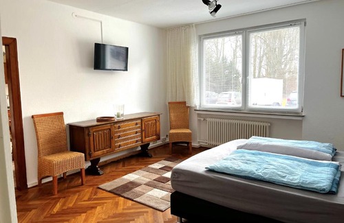 Osternheide Apartment | Modern-Vintage Apartment