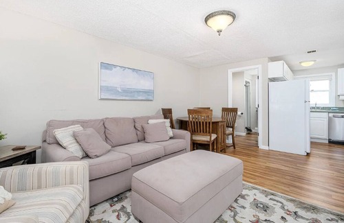 Winnisquam Condo | Modern Waterfront Condo with Views and Lake Access
