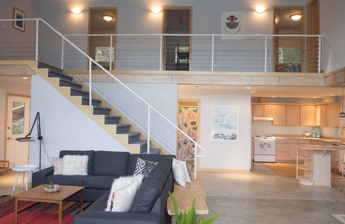 Shelton House | Modern Waterfront Home. Indoor/Outdoor Living with Easy Beach Access. Views!