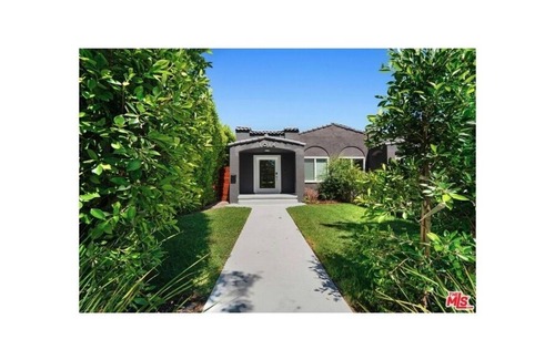 Melrose House | Modern West Hollywood Bungalow | 2 Bedroom | 2 Bath | Private Hot Tub & Fire-pit