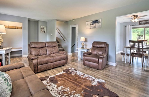 Zanesville House | Modern Zanesville Escape w/Deck & Spacious Yard