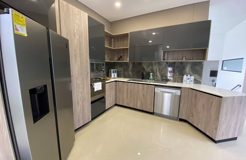 Ibague Villa | Moderna y Lujosa Casa Campestre en Ibagué con Salón de Juegos