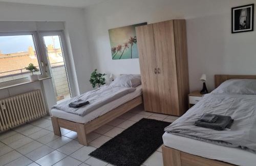 Kaiserlei Apartment | Moderne 3-Zimmer Wohnung mit Balkon nahe Frankfurt