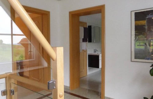 Arnbruck Apartment | Moderne Ferienwohnung nähe Glasdorf Weinfurtner