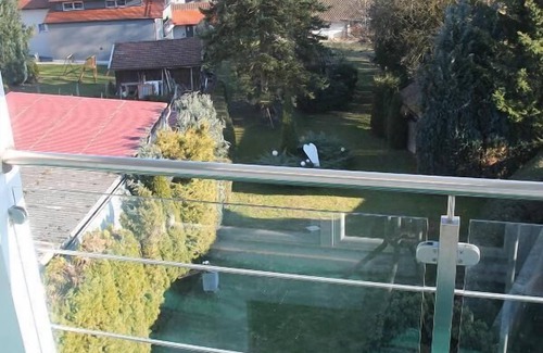 Lam Apartment | Moderne Fewo mit Balkon und Sauna - ideal zu zweit