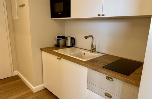 List Apartment | Modernes App. mit Balkon, Meerblick, Pkw-stellplatz, Wlan. Haustiere Erlaubt