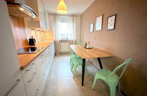 Kempten Apartment | Modernes City Apartment mit Aussicht und WLAN