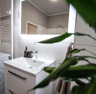 Buer Apartment | Modernes Kunst-Apartment