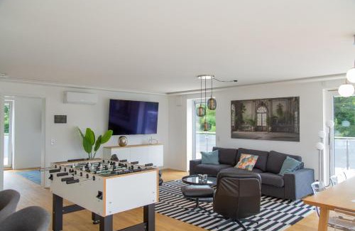 Waldkirchen Apartment | Modernes Penthouse mit Bergpanorama & großer Terrasse, für bis zu 8 Personen