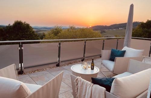 Waldkirchen Apartment | Modernes Penthouse mit Bergpanorama & großer Terrasse, für bis zu 8 Personen