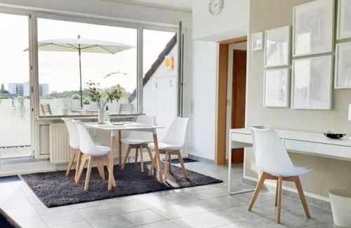 Brassert Apartment | Modernes und ruhiges Appartement mit Loggia