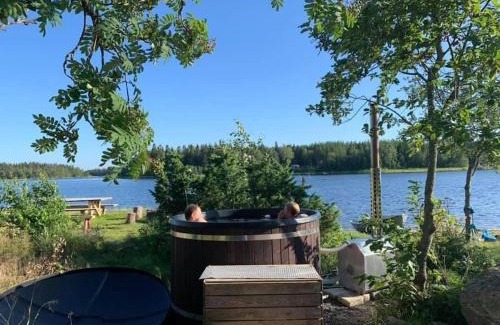 Korsholm Villa | Modernia majoitusta luonnon keskellä