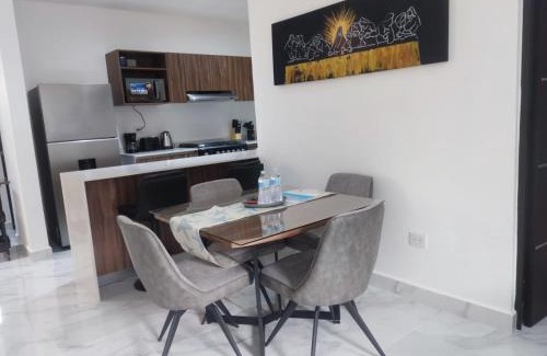 Puerto Juarez Apartment | Moderno apartamento 2 dormitorios en condominio, Playa del Carmen