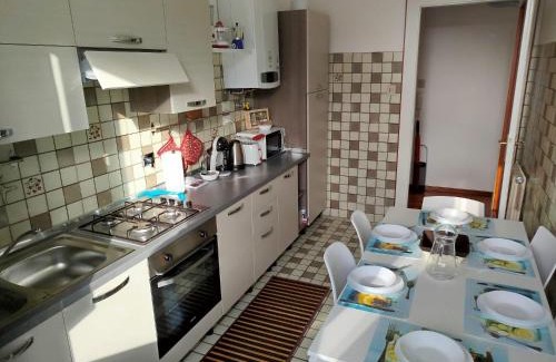 Citta Nuova-Barriera Nuova-San Vito-Citta Vecchia Apartment | Moderno appartamento sulle Rive