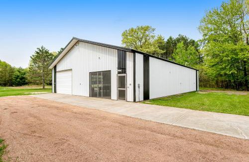Mather House | Moe's Vineyard - Barndominium