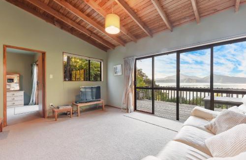 Moetapu Bay House | Moetapu Bay Bliss - Marlborough Sounds Retreat