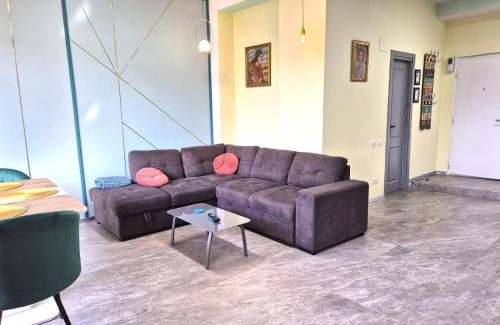 Chitila Apartment | Mogosoaia High Living Apartment