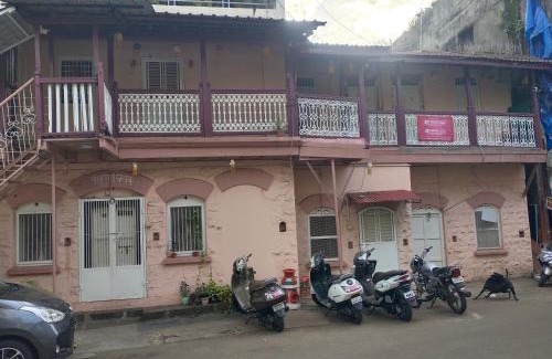 Kolhapur House | Mohak Yatri Nivas मोहक यात्री निवास