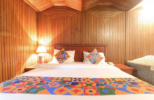 Charbagh Hotel | Mohan Hotel