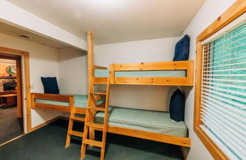 Columbia Hotel | Mohican Outdoor Center